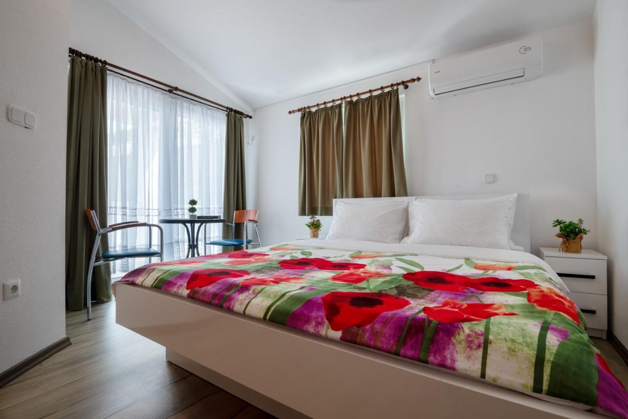 Apartments Njavro Neum Exterior photo