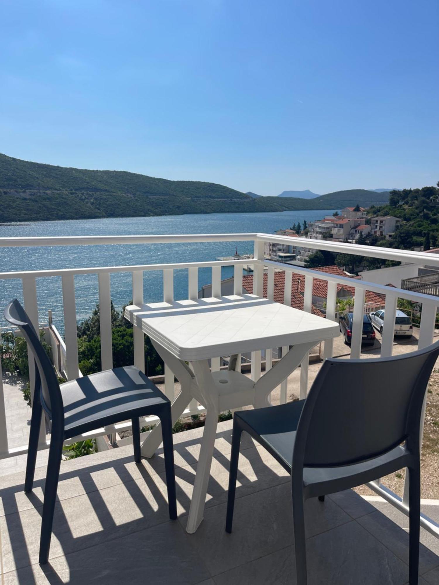 Apartments Njavro Neum Exterior photo