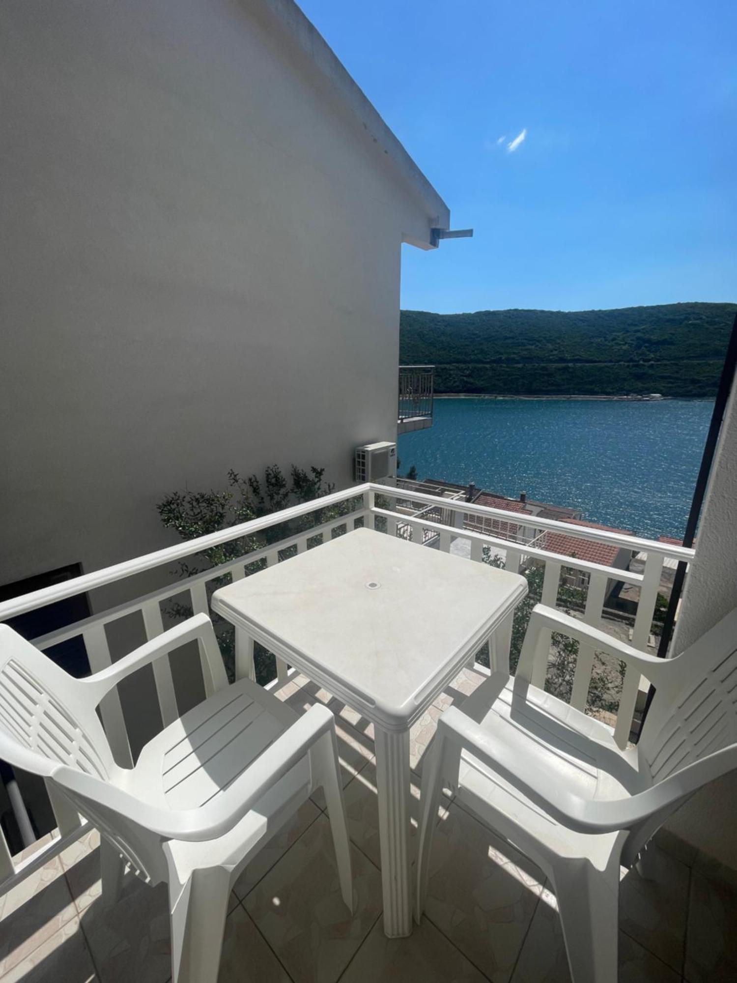 Apartments Njavro Neum Exterior photo